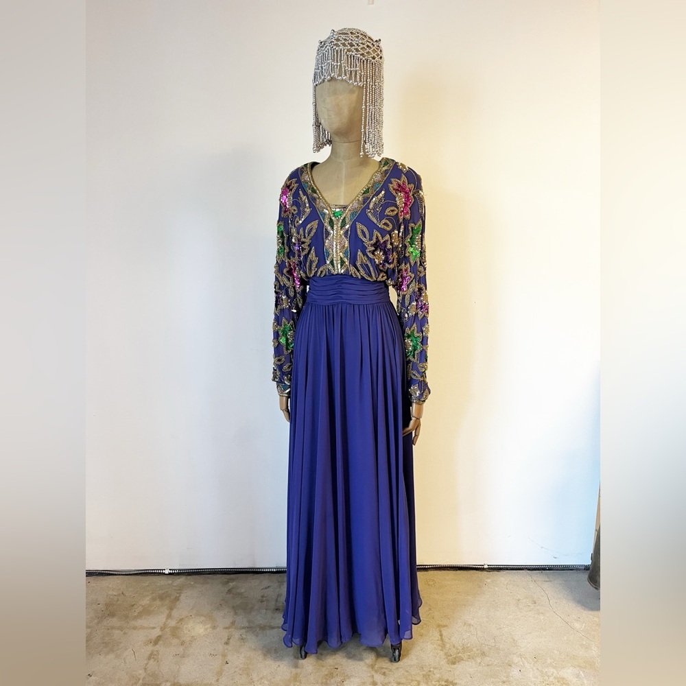 VINTAGE Victoria Royal LTD. Purple Long Sleeve Embellished Gown Size 12